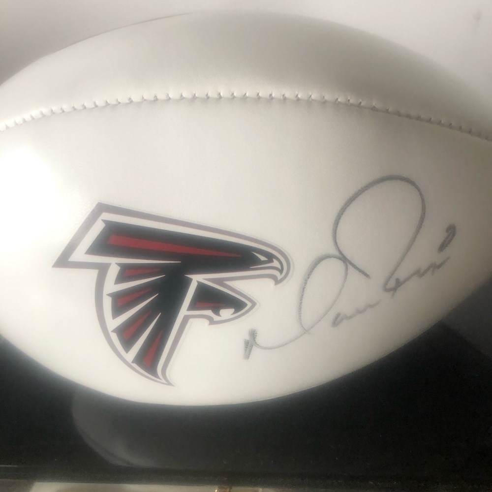 Matt Ryan Qb Atlanta Falcons autographed football.
